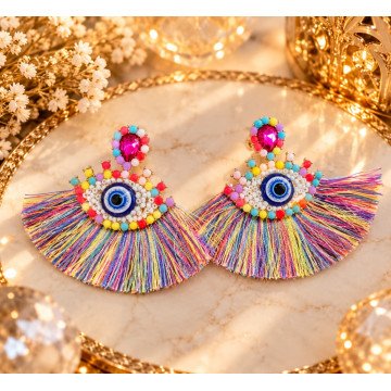 Aretes de colores de proteccion